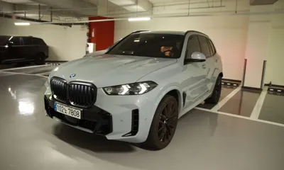 BMW X5 2026, 4800 км, за 101746.1 USD