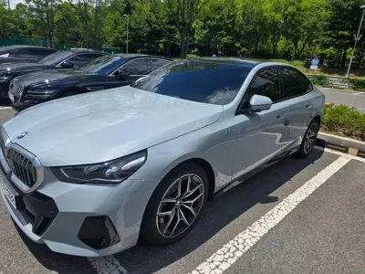 BMW 5-Series 2024, 14500 км, за 41026.65 USD