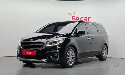 Kia Canival · 2019 год