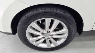 Hyundai Tucson 2012, 129592 км, за 3275.57 USD