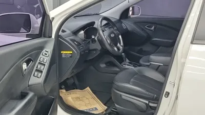 Hyundai Tucson 2012, 129592 км, за 3275.57 USD - фото 10