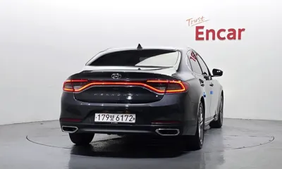 Hyundai Grandeur 2018, 130550 км, за 7155.05 USD