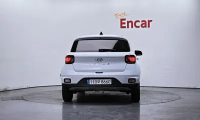 Hyundai Venue 2022, 31885 км, за 11644.56 USD