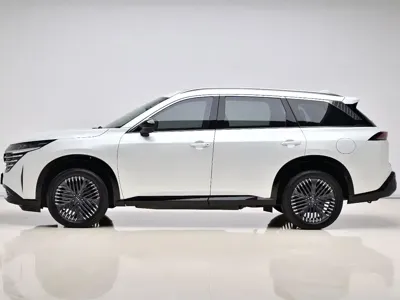 Nissan Teramont 2024, 7800 км, за 28221.94 USD