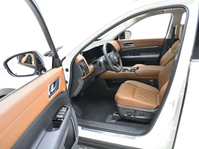 Nissan Teramont 2024, 7800 км, за 28221.94 USD - фото 7