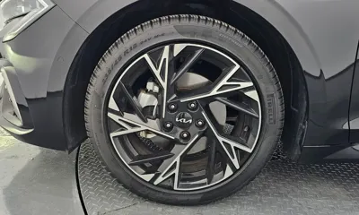Kia K5 2024, 36580 км, за 18851.97 USD