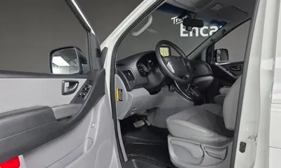 Hyundai Starex 2020, 75398 км, за 10289.27 USD - фото 11