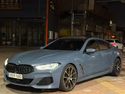 BMW 8-Series