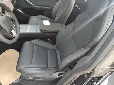 Tesla Model Y L