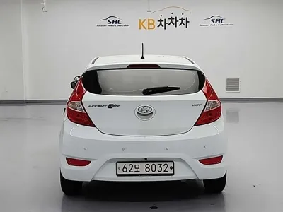 Hyundai Accent 2015, 256233 км, за 1627.92 USD