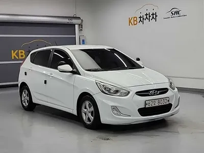 Hyundai Accent 2015, 256233 км, за 1627.92 USD