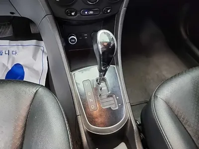 Hyundai Accent 2015, 256233 км, за 1625.17 USD - фото 8