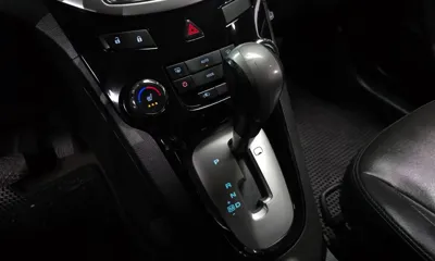 ChevroletGMDaewoo Orlando 2015, 162353 км, за 3358.01 USD - фото 9