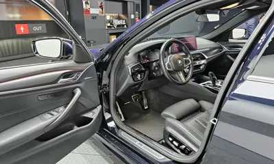 BMW 5-Series 2022, 49708 км, за 25041.29 USD - фото 11