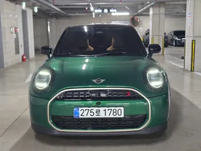 MINI Cooper 2025, 4105 км, за 23419.22 USD
