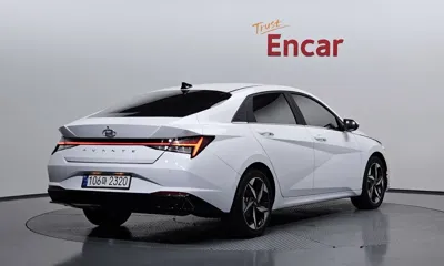Hyundai Avante 2023, 14415 км, за 15071.4 USD