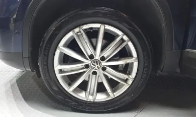 Volkswagen Tiguan 2016, 155936 км, за 4726.27 USD