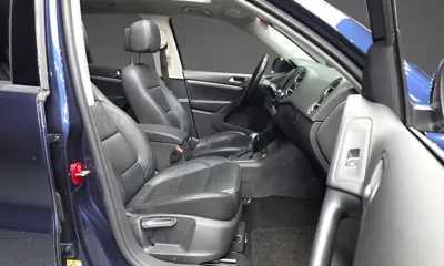 Volkswagen Tiguan 2016, 155936 км, за 4726.27 USD - фото 11
