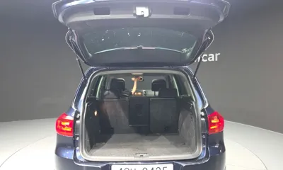 Volkswagen Tiguan 2016, 155936 км, за 4726.27 USD - фото 20