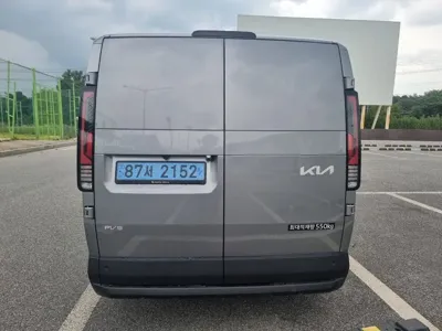 Kia PV5 2026, 3273 км, за 25600.63 USD