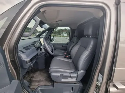 Kia PV5 2026, 3273 км, за 25600.63 USD - фото 9
