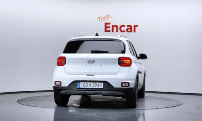 Hyundai Venue 2023, 132441 км, за 8912.32 USD