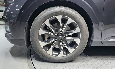 Kia Canival 2023, 47314 км, за 22468.29 USD