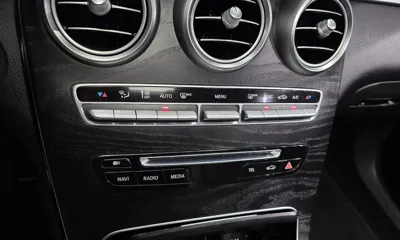 Mercedes-Benz GLC-Class 2016, 75001 км, за 15091.24 USD - фото 17