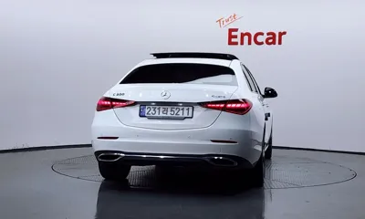 Mercedes-Benz C-Class 2023, 20204 км, за 24069.76 USD