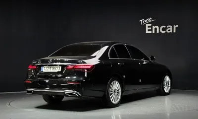 Mercedes-Benz E-Class 2022, 49785 км, за 24767.59 USD