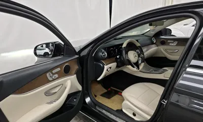 Mercedes-Benz E-Class 2021, 49479 км, за 23779.32 USD - фото 10