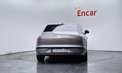 Hyundai Grandeur 2023, 156869 км, за 12890.01 USD