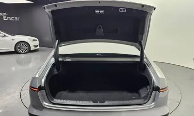 Hyundai Grandeur 2023, 156869 км, за 12890.01 USD - фото 20