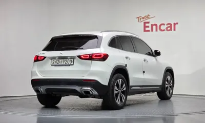 Mercedes-Benz GLA-Class 2021, 48249 км, за 19190.75 USD