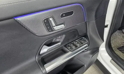 Mercedes-Benz GLA-Class 2021, 48249 км, за 19190.75 USD - фото 32