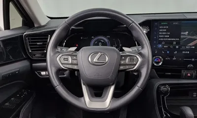 Lexus NX 2024, 34747 км, за 32828.44 USD - фото 14