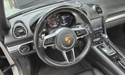 Porsche 718 2018, 68055 км, за 33876.24 USD - фото 12