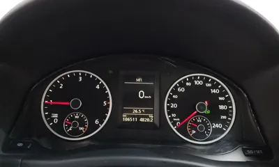 Volkswagen Tiguan 2012, 106511 км, за 3841.89 USD - фото 8