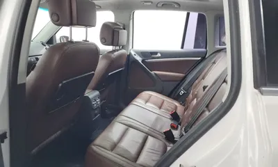 Volkswagen Tiguan 2012, 106511 км, за 3841.89 USD - фото 18