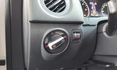 Volkswagen Tiguan 2012, 106511 км, за 3841.89 USD - фото 29