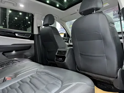 Volkswagen Teramont 2023, 47000 км, за 21335.67 USD - фото 7