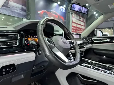 Volkswagen Teramont 2023, 47000 км, за 21335.67 USD - фото 16