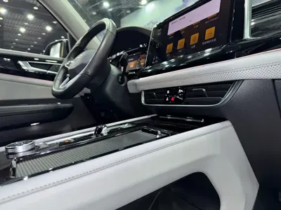 Volkswagen Teramont 2023, 47000 км, за 21335.67 USD - фото 24