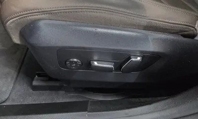 BMW 5-Series 2024, 64649 км, за 29773.12 USD - фото 29