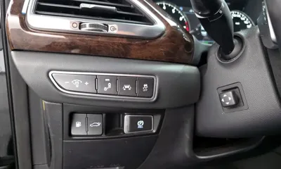 Genesis EQ900