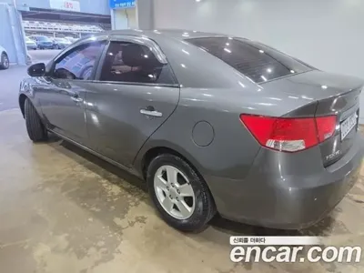 Kia Porte 2013, 92000 км, за 1710.08 USD