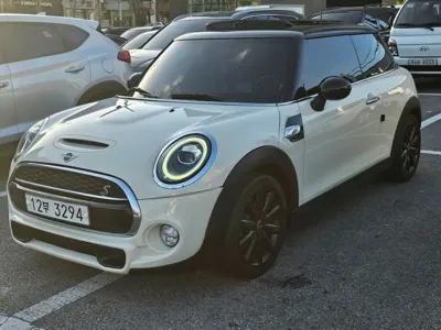MINI Cooper · 2019 год
