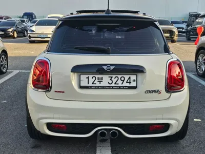 MINI Cooper 2019, 58387 км, за 9035.95 USD