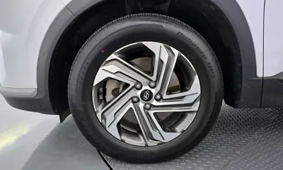 Hyundai Santafe 2021, 49385 км, за 16113.39 USD