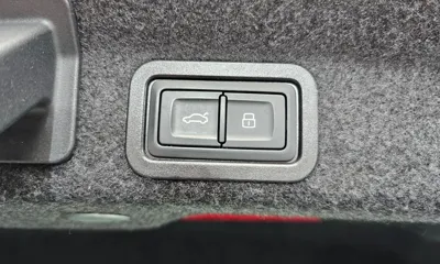 Audi A6 2021, 190361 км, за 17001.44 USD - фото 20